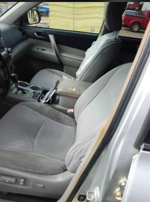A picture of Toyota Highlander 2009