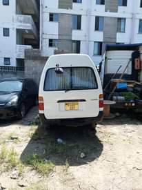 A picture of Toyota Hiace mlili 357000 0684259653
