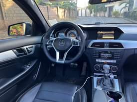 A picture of Mercedes Benz c350