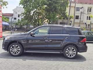A picture of Mercedes Benz GLE 350