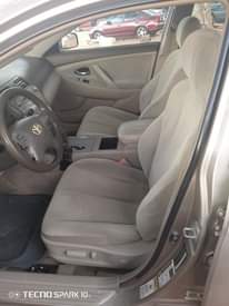 A picture of toyota camry model 2009 coll 08089707018