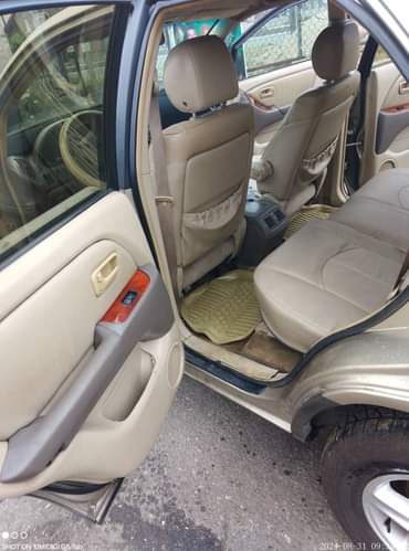 A picture of Neatly used sharp Lexus RX300 available for inspection Engine Gear