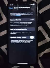 A picture of IPhone X 256GB