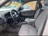 A picture of Toyota hilux 2015 used