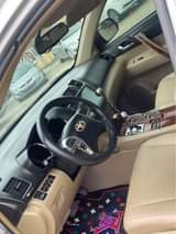 A picture of Extremely clean Reg Toks standard Toyota highlander 2012 model