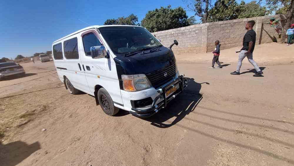 used nissan caravan