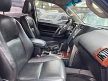 A picture of 012 land cruiser