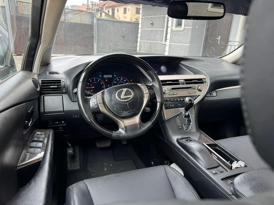 A picture of Lexus Rx 350