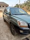 A picture of Kia sportage 2006 first body