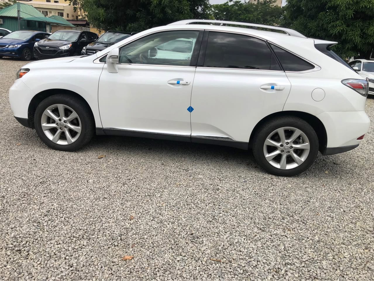 A picture of 2011 LEXUS RX350 FOREIGN USED 08067097135