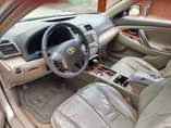 A picture of Toyota Camry 2010 XLE first body Full option with thumbstart