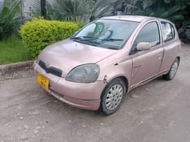 A picture of Vitz old model