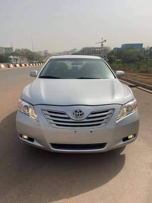 A picture of 2010 TOYOTA CAMRY