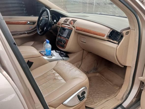 A picture of R 350Benz