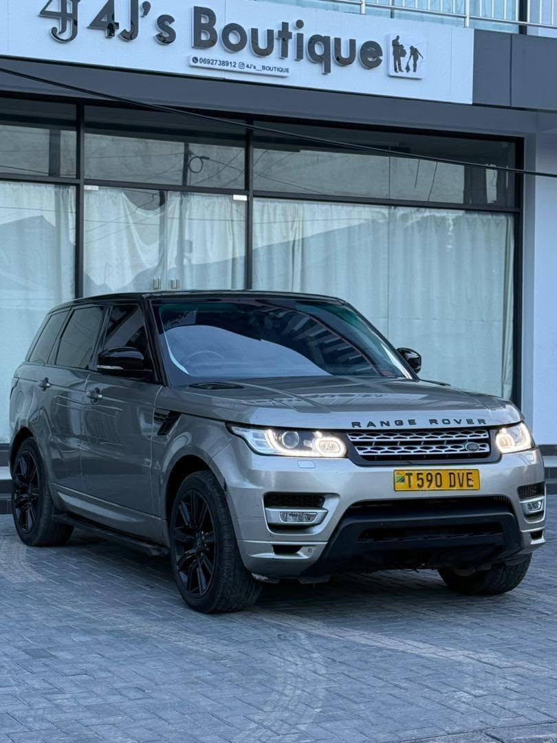A picture of Range Rover Sport 2014 Engine SDV6 3 0 Fuel Diesel