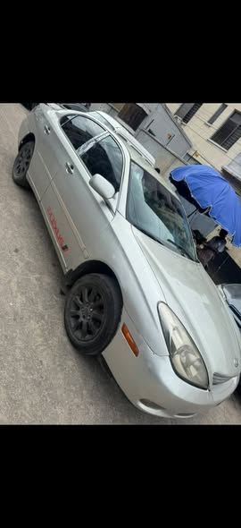 A picture of 2004 Lexus Es300 Toks Standard Engine and Gear Perfect Ac