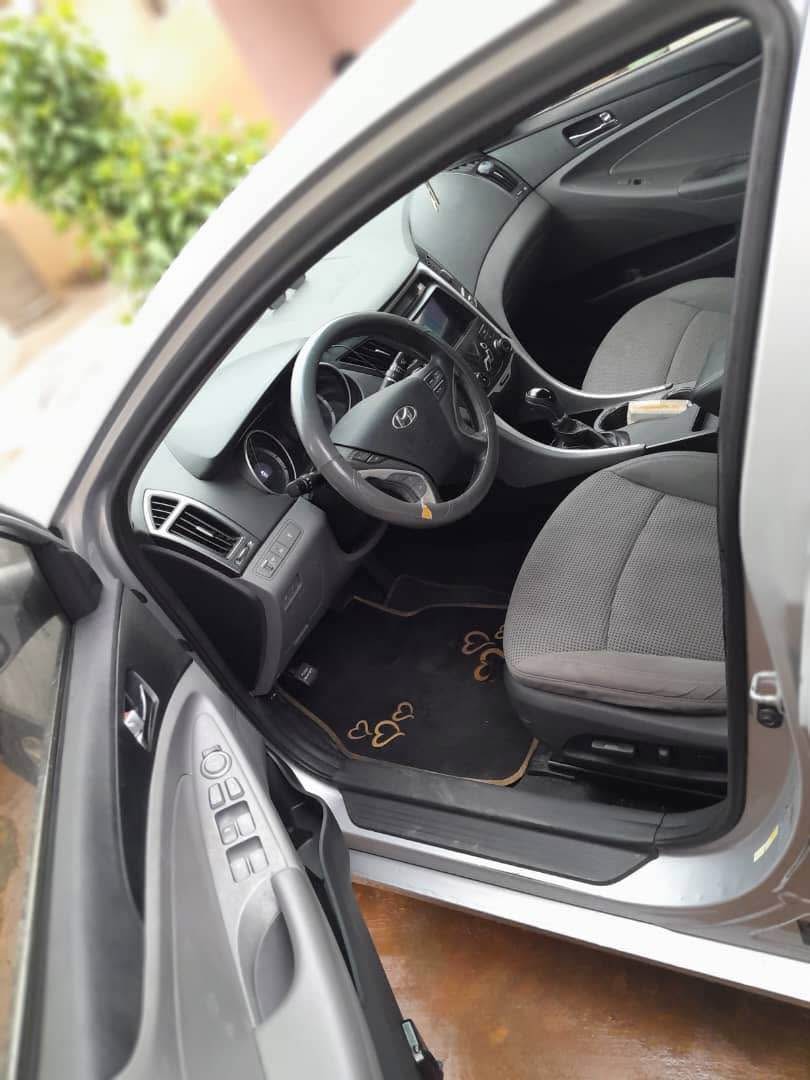 A picture of  DISTRESS SALE TOKS 2011 HYUNDAI SONATA SILVER ON BLACK