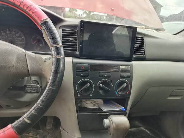 A picture of 06 Toyota Corolla