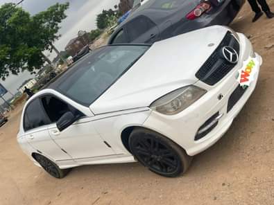 A picture of Distress 2008 Benz c300 Price 4 5m to owner pocket