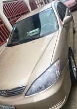 A picture of Very sharp Toyota Camry Big Daddy 100 Gear 100 Interior