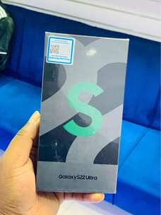 A picture of Galaxy s22 ULTRA