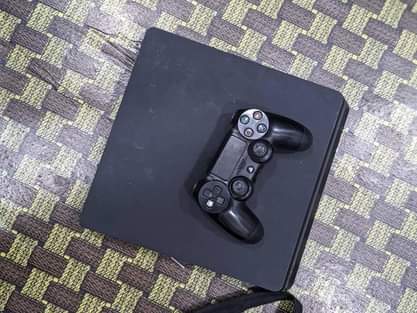 A picture of PS 4