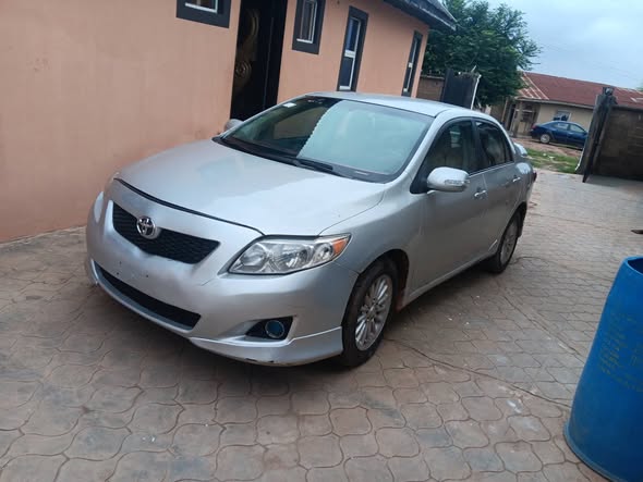 A picture of 2010 Toyota Corolla 08033467634
