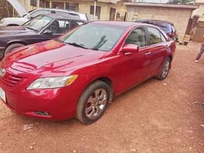 A picture of URGENT 2011 Toyota Camry 2AR engine four plugs for sale