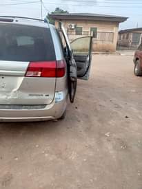 A picture of Toyota Sienna 2005 06 Interior neatly use only Exterior need