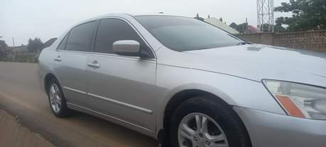 A picture of Unregistered untampered and very neatly used Honda accord 2007 DC