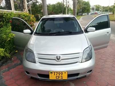A picture of TOYOTA IST IMENYOOKA