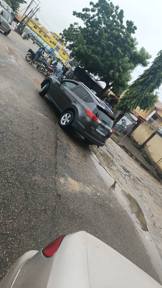 A picture of Rav4 2015