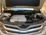 A picture of 2011 Venza few months used registered last year September leather