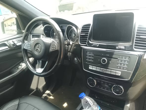 A picture of 2017 GLE 350 buy and drive Very clean