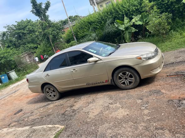A picture of Engine and gearbox A C working perfect 07035176564