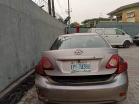 A picture of REGISTERED 2009 TOYOTA COROLLA MANUAL GEAR PAINTED ENGINE GEAR AC