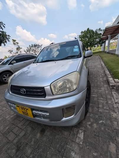 A picture of Toyota Rav4 Full a c New tyre Price 7.8 Call
