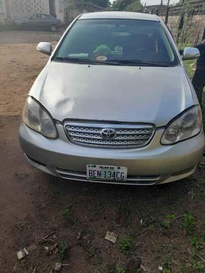 A picture of Corolla 04 05