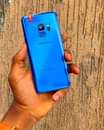 A picture of Samsung galaxy S9 at 400k