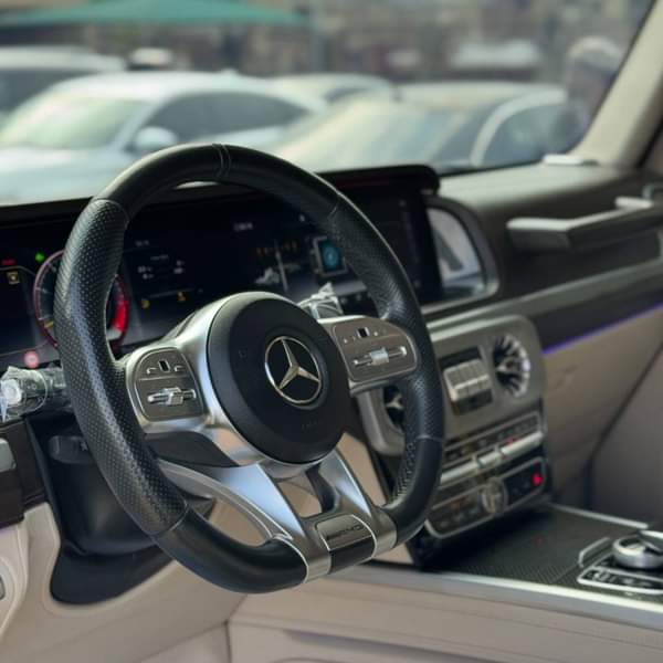 A picture of SULTAN MOTOR forigen used G63 AMG V8 BITURBO Model 2021