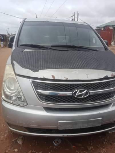 A picture of 2015 Hyundai Starex