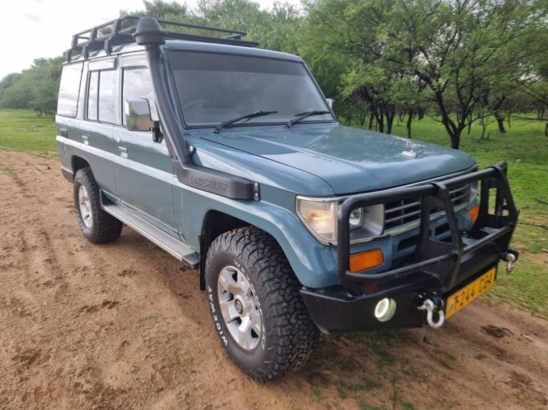 A picture of 1994 Toyota LC PRADO