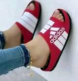A picture of Get your quality slippers at affordable price 08032394725