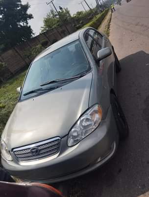 A picture of 04 Toyota Corolla Good engine and gear Cooling AC The