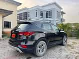 A picture of 2016 Hyundai Santafe Se