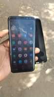 A picture of Iyo ni Samsung Galaxy s8 plus ram4 GB 64 camera