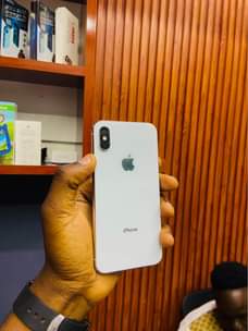 A picture of iPhone X