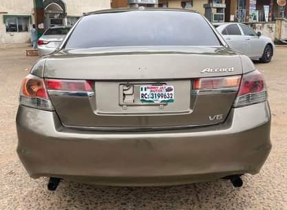 A picture of HONDA ACCORD 08 v6
