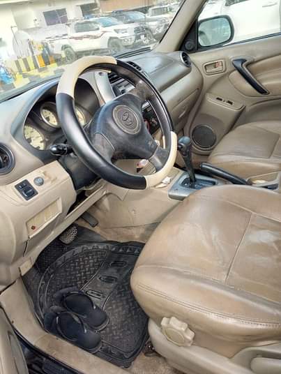 A picture of Neatly used and well maintained 2004 Toyota RAV4 . Perfect