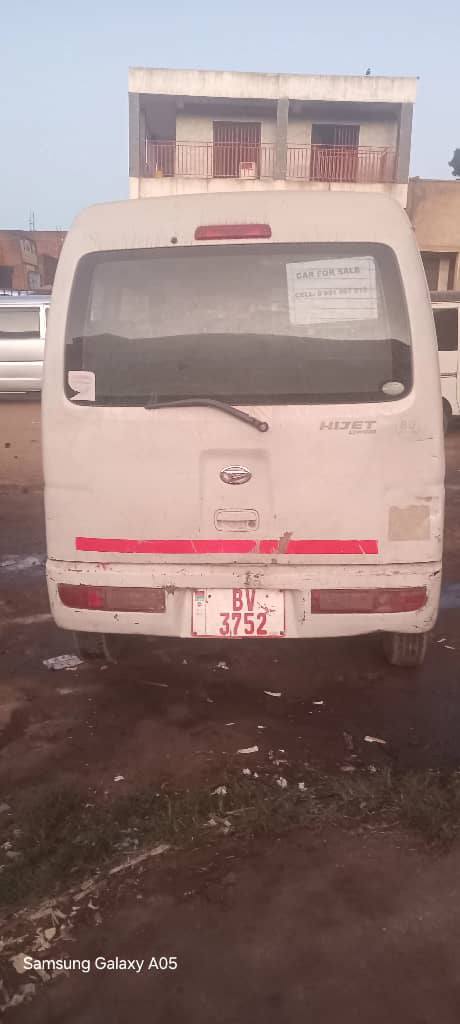 daihatsu mira